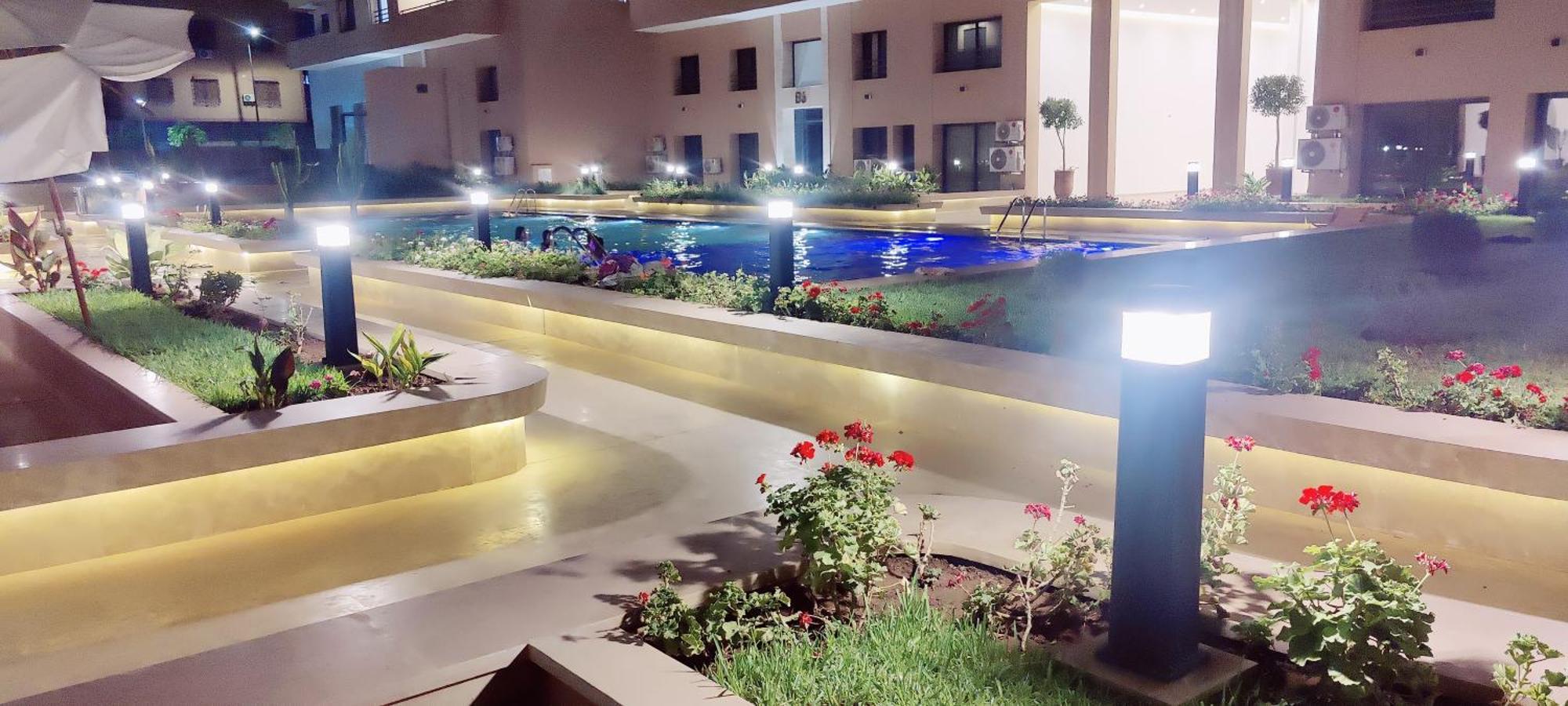 Elegant Duplex Avec Deux Piscines Et Vue Magnifique Appartement Marrakesh