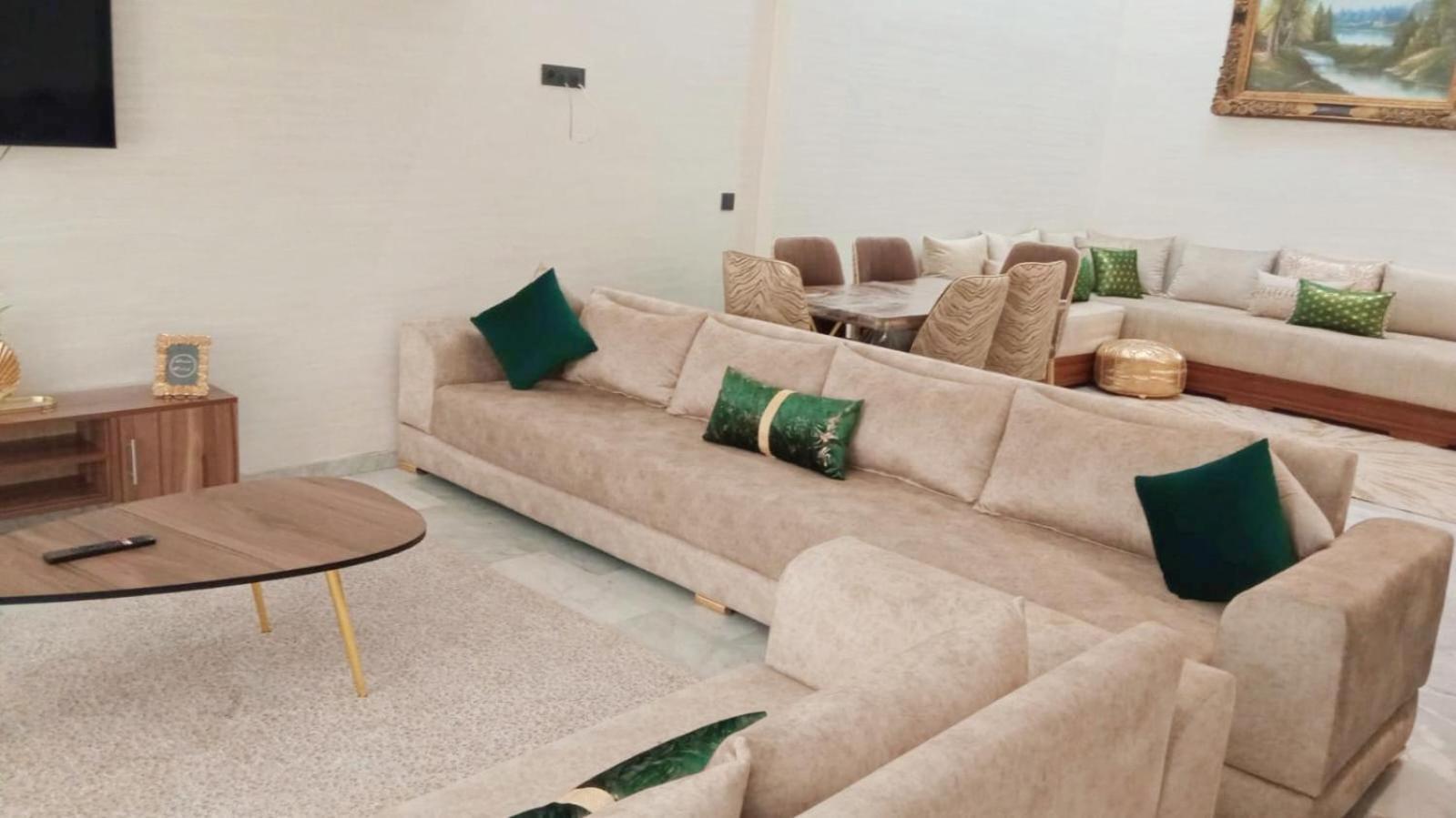 Elegant Duplex Avec Deux Piscines Et Vue Magnifique Appartement